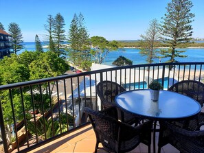 Appartement | Uitzicht vanaf balkon