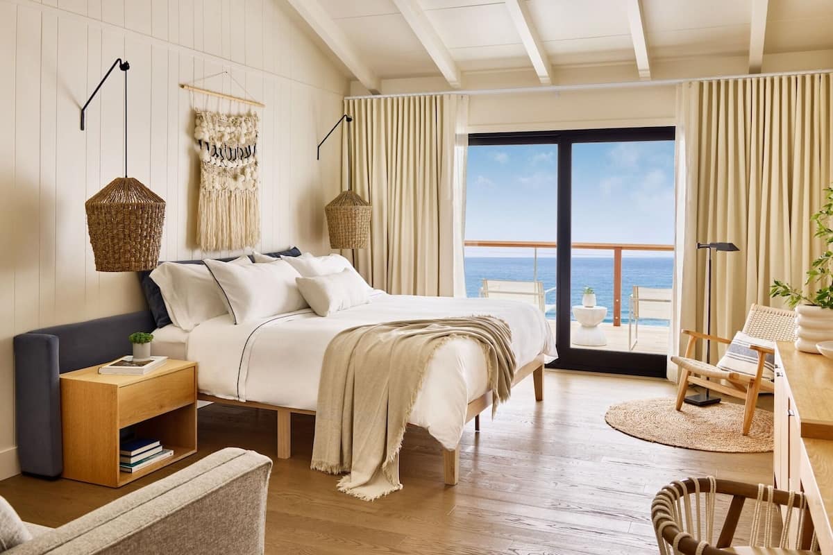 Premium bedding, in-room safe, iron/ironing board, free rollaway beds