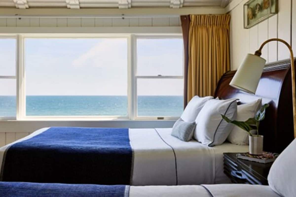 Premium bedding, in-room safe, iron/ironing board, free rollaway beds