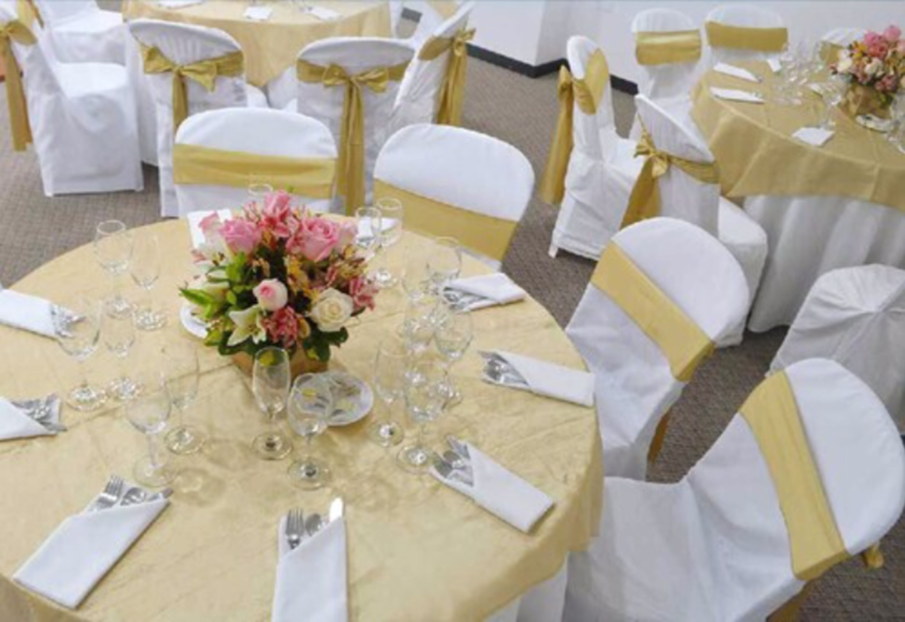 Foto - Hotel Castell - Cerca Del Aeropuerto