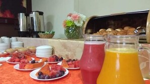 فطور أوروبي مجانًا يوميًا