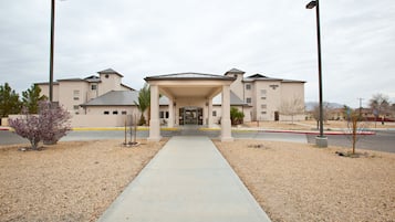 الإطلالة من المنشأة