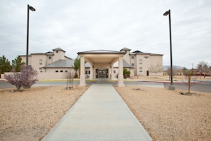 View from property - Landmark Inn Fort Irwin (Fort Irwin)