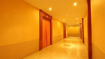 Thai massages, massage/treatment rooms