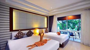 Hypo-allergenic bedding, in-room safe, cribs/infant beds, rollaway beds