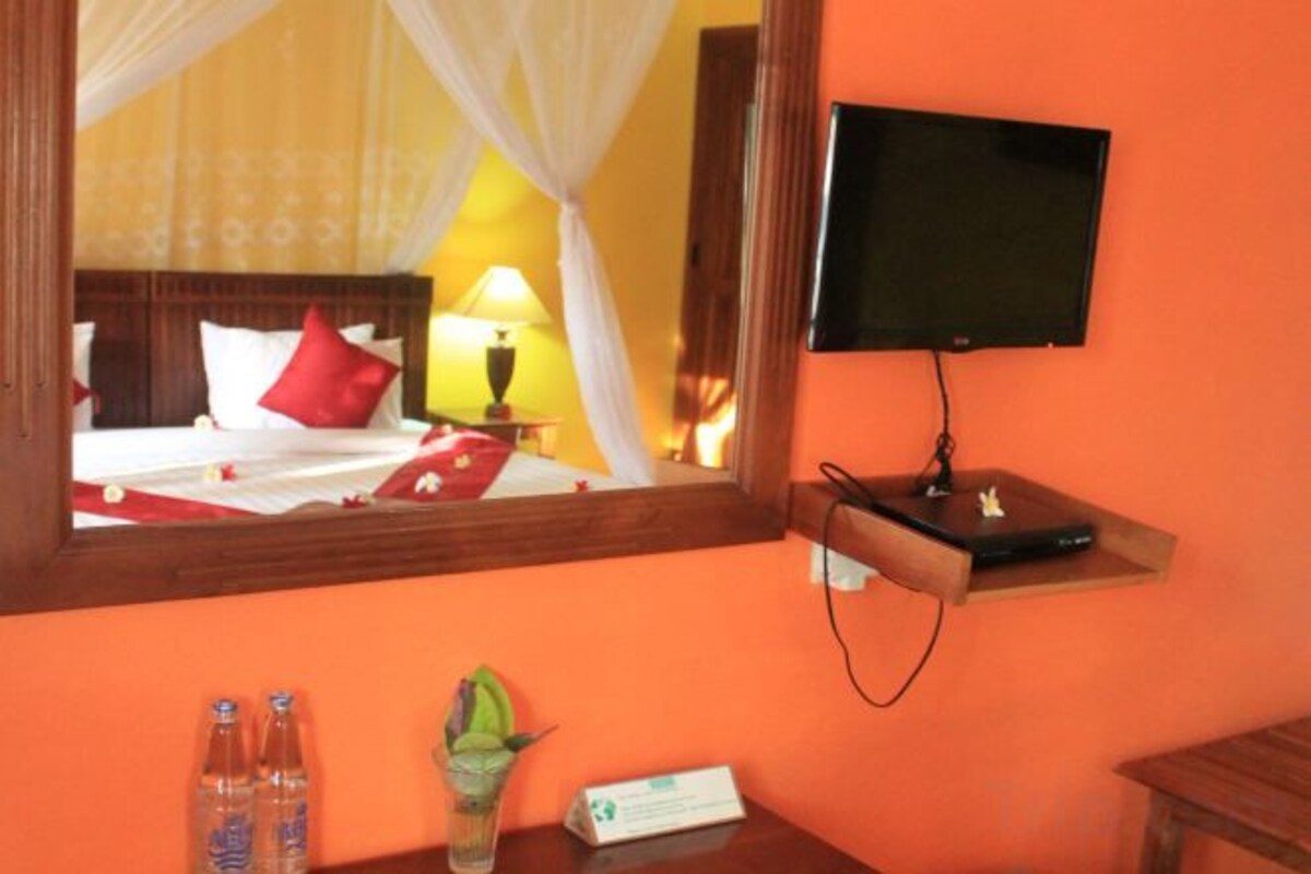 Pillow-top beds, in-room safe, desk, blackout curtains