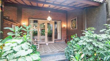 Family Quadruple Room, Garden View | Garden view