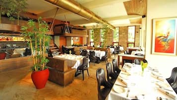 Frühstück, Mittagessen und Abendessen