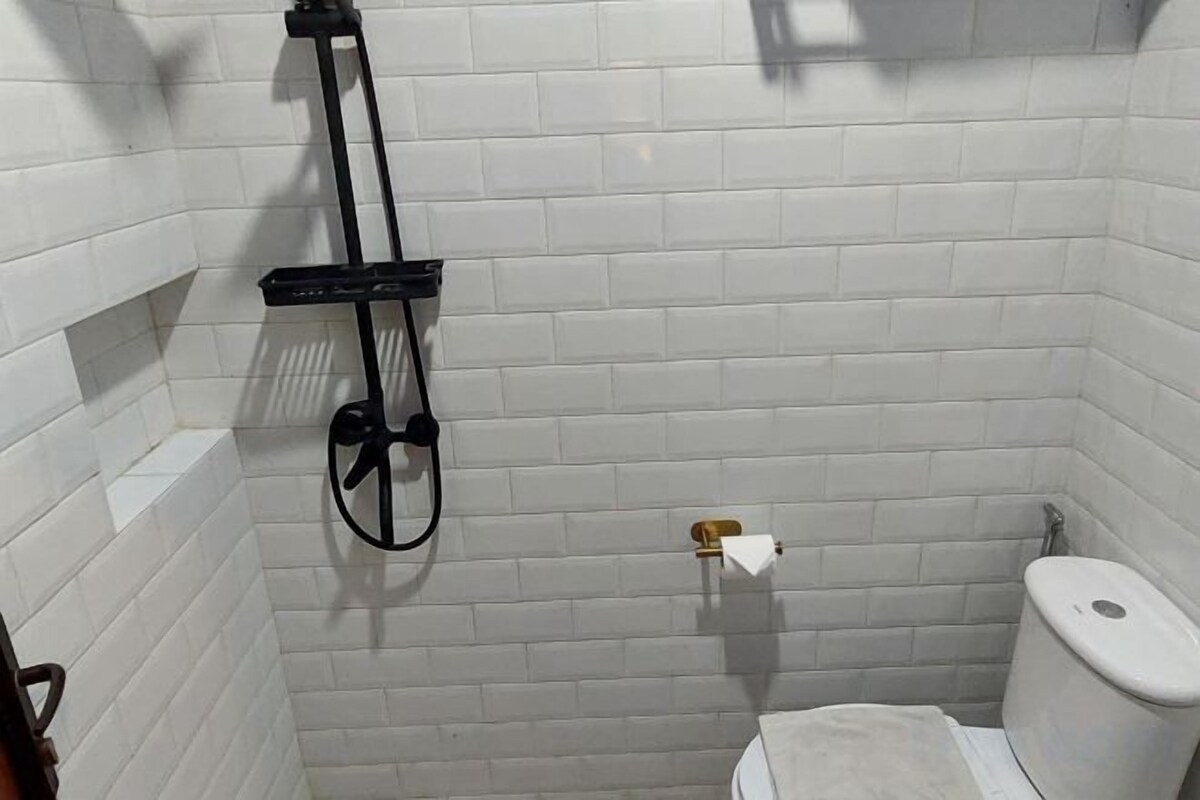 Douche, articles de toilette (gratuits)