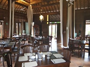 Dining - Joglo Plawang Boutique Villa (Pakem)