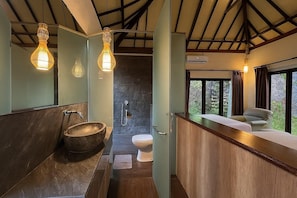 Signature Twin Room, 2 Twin Beds | In-room safe, desk, laptop workspace, blackout drapes - THE BATU Hotel & Villas (Batu)