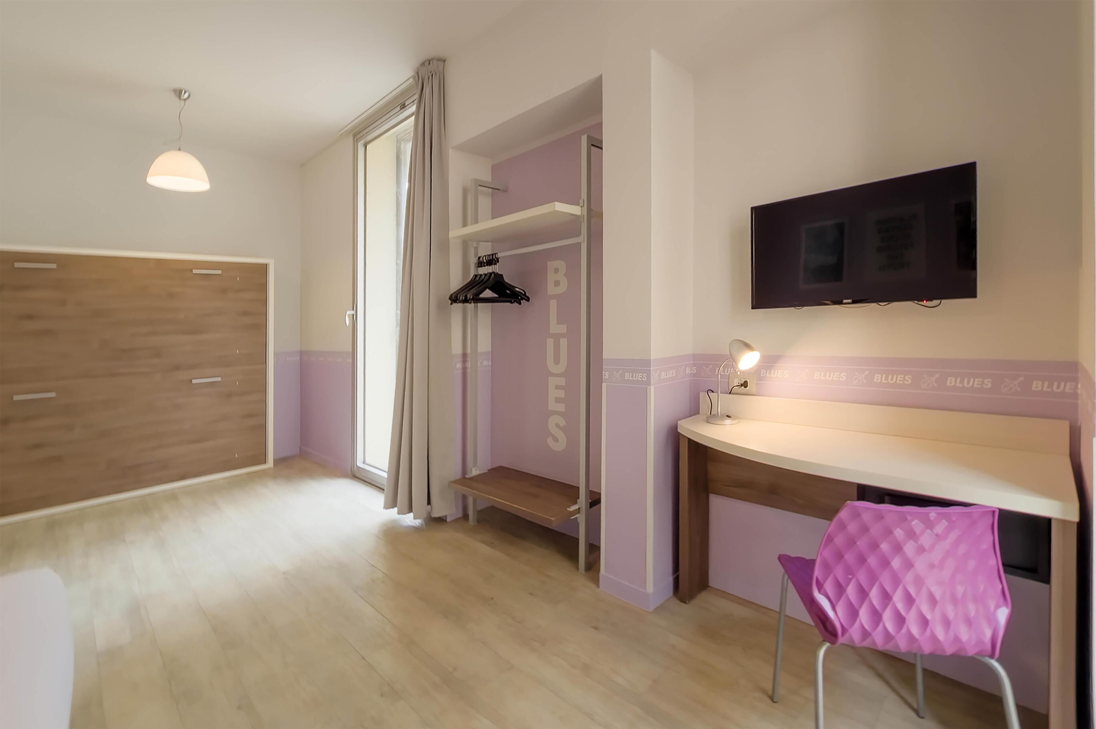 Comfort Room, Multiple Beds, Non Smoking (Larger Room) | Down comforters, desk, laptop workspace, free WiFi