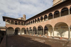 Exterior - Hotel Alma Domus (Siena)