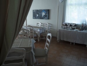 Inbegriffenes Frühstücksbuffet