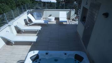 Piscine sur le toit