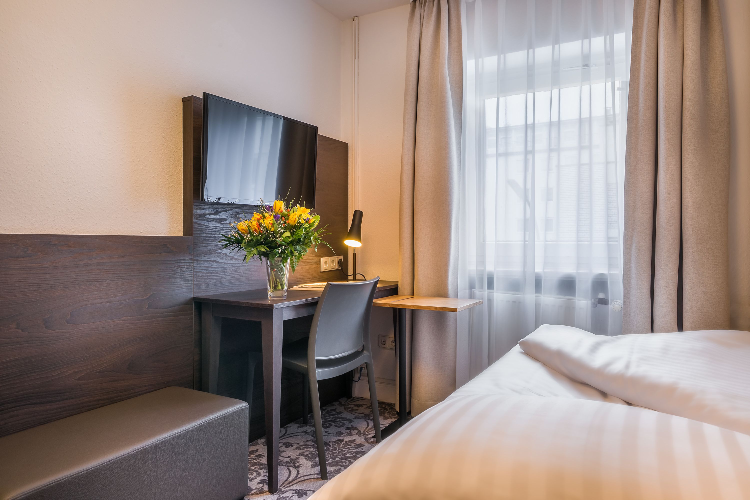 Photo - Signature Hotel Astoria