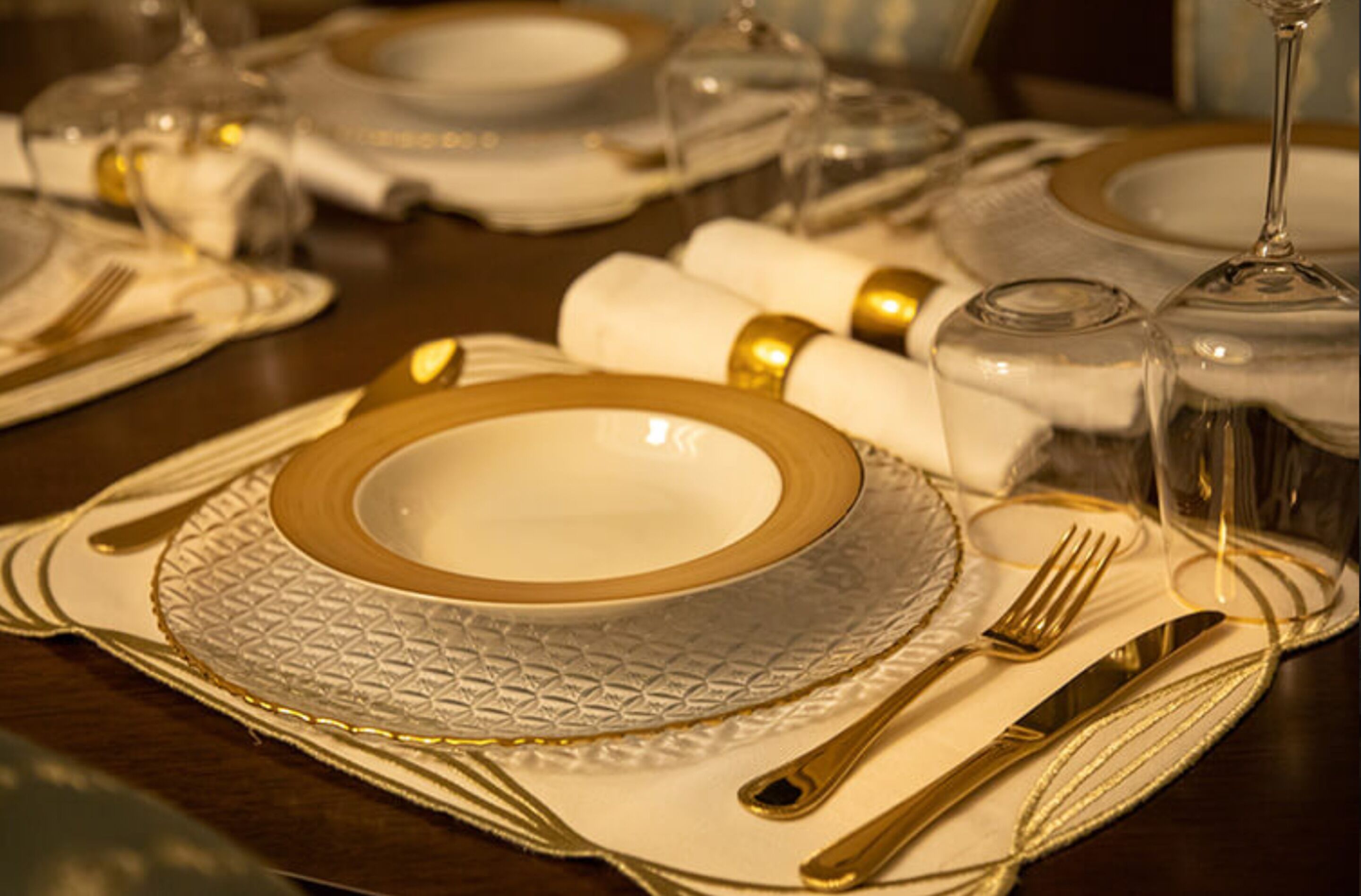 presidential suite | 2 bedrooms, frette italian sheets, premium bedding, down duvets