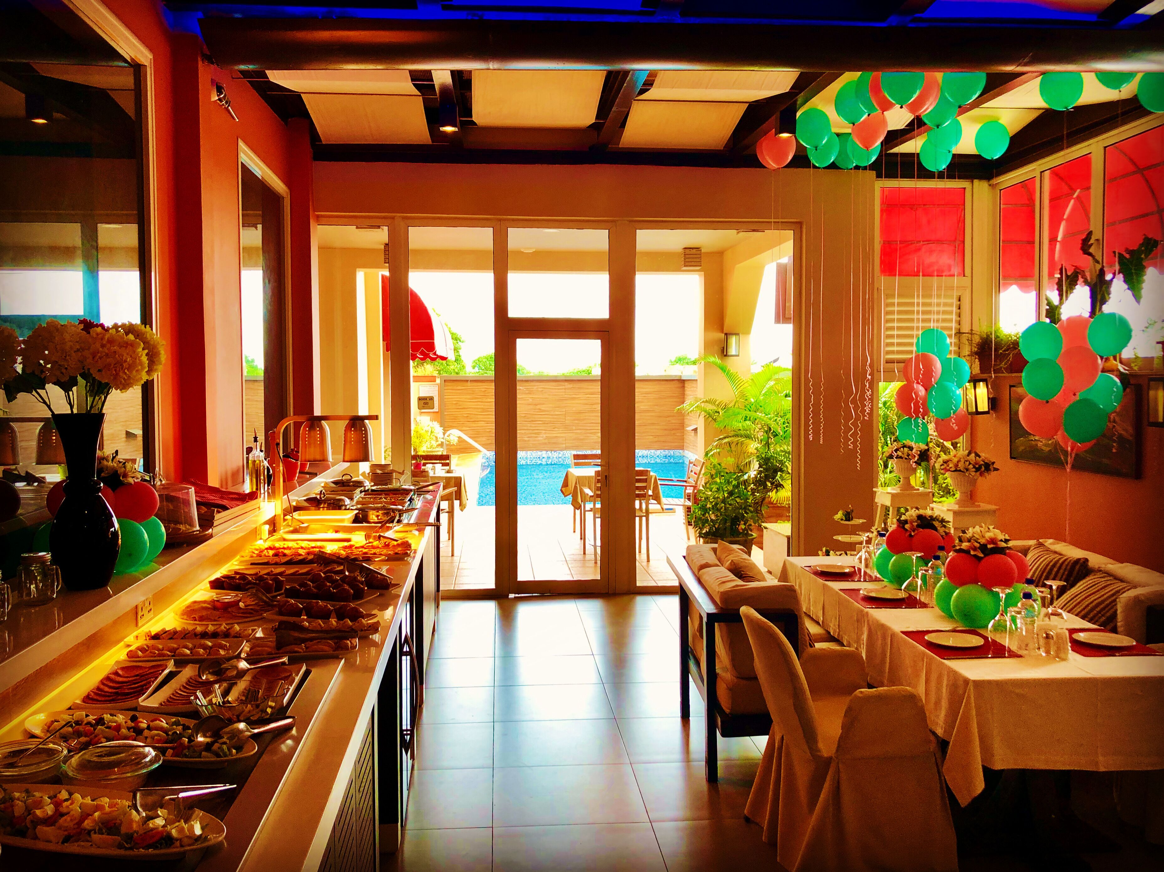daily buffet breakfast (usd 25 per person)