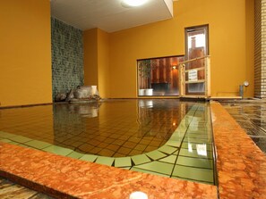 Indoor pool - Hotel 1-2-3 Kofu Shingen Onsen (Kofu)