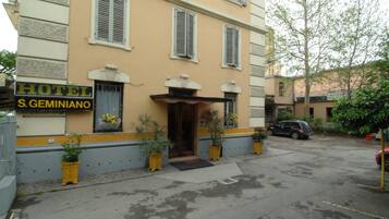 Exterior
