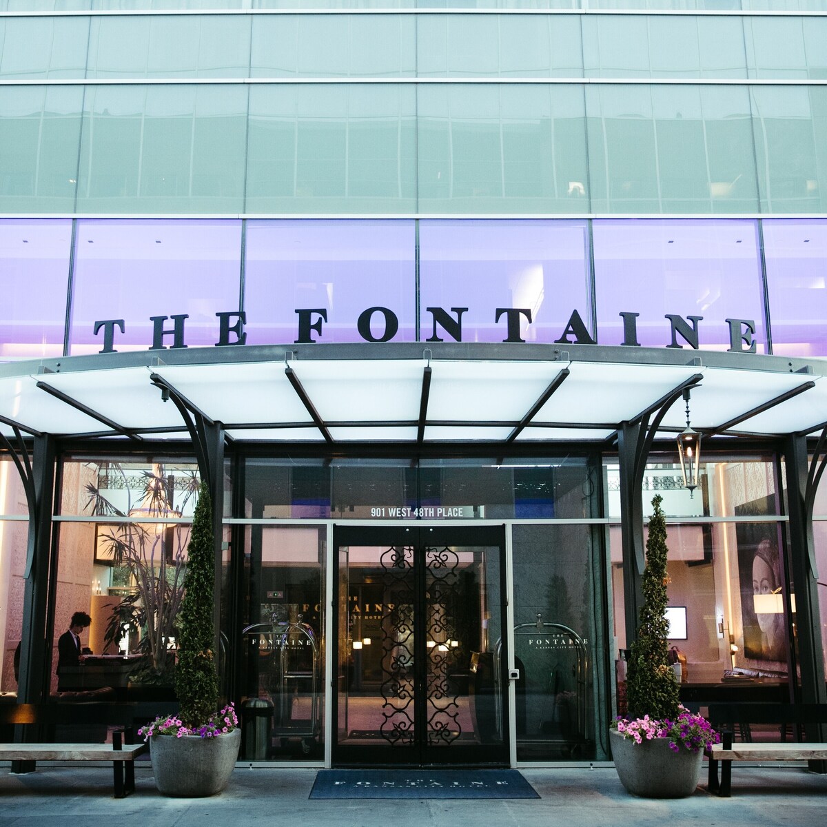 The Fontaine Kansas City, best hotel on Country Club Plaza