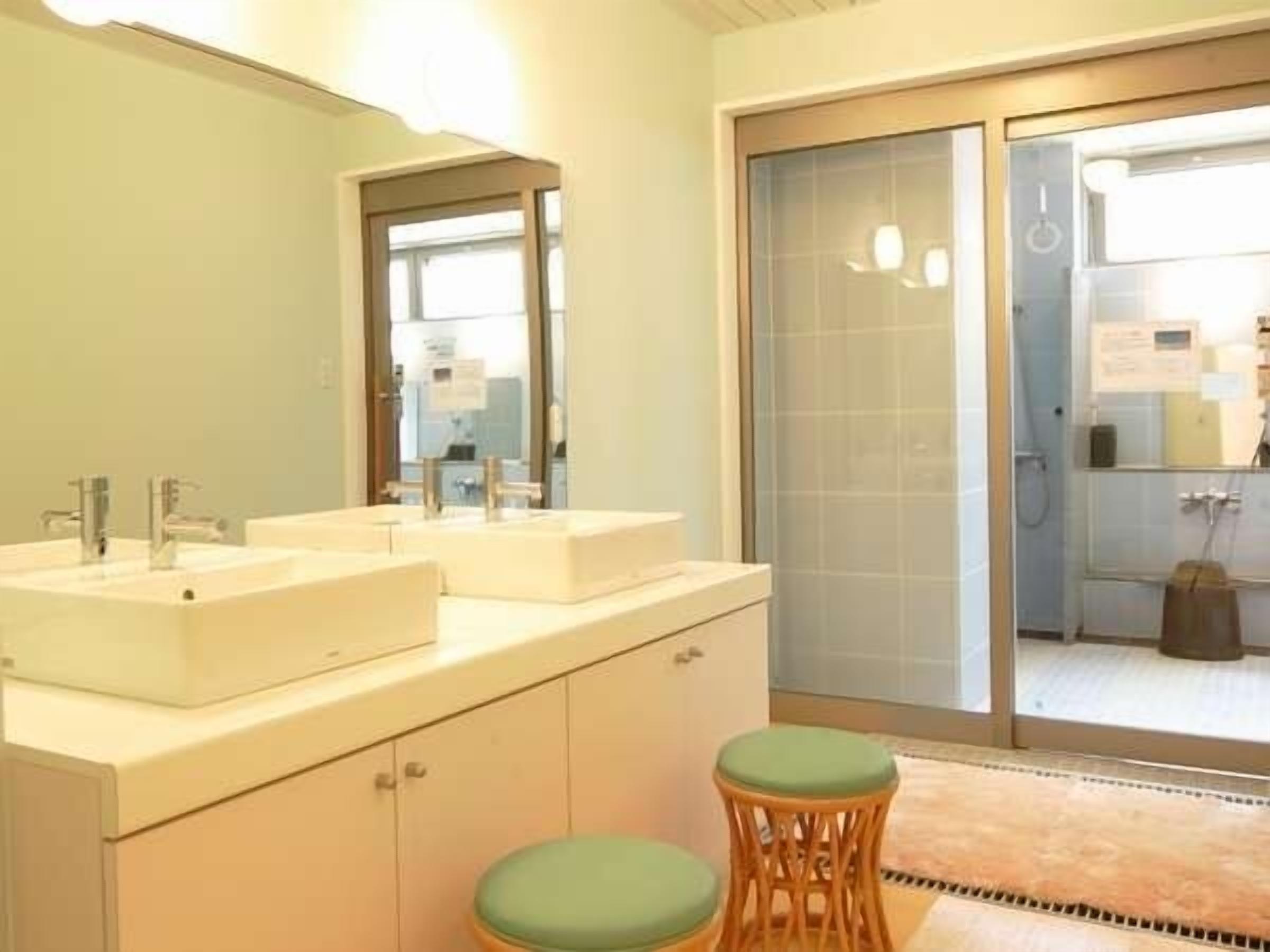 shower, free toiletries, hair dryer, bathrobes