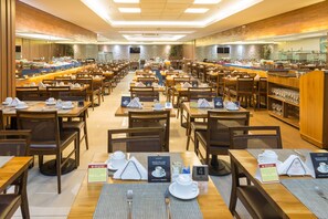 Desayuno buffet incluido todos los días