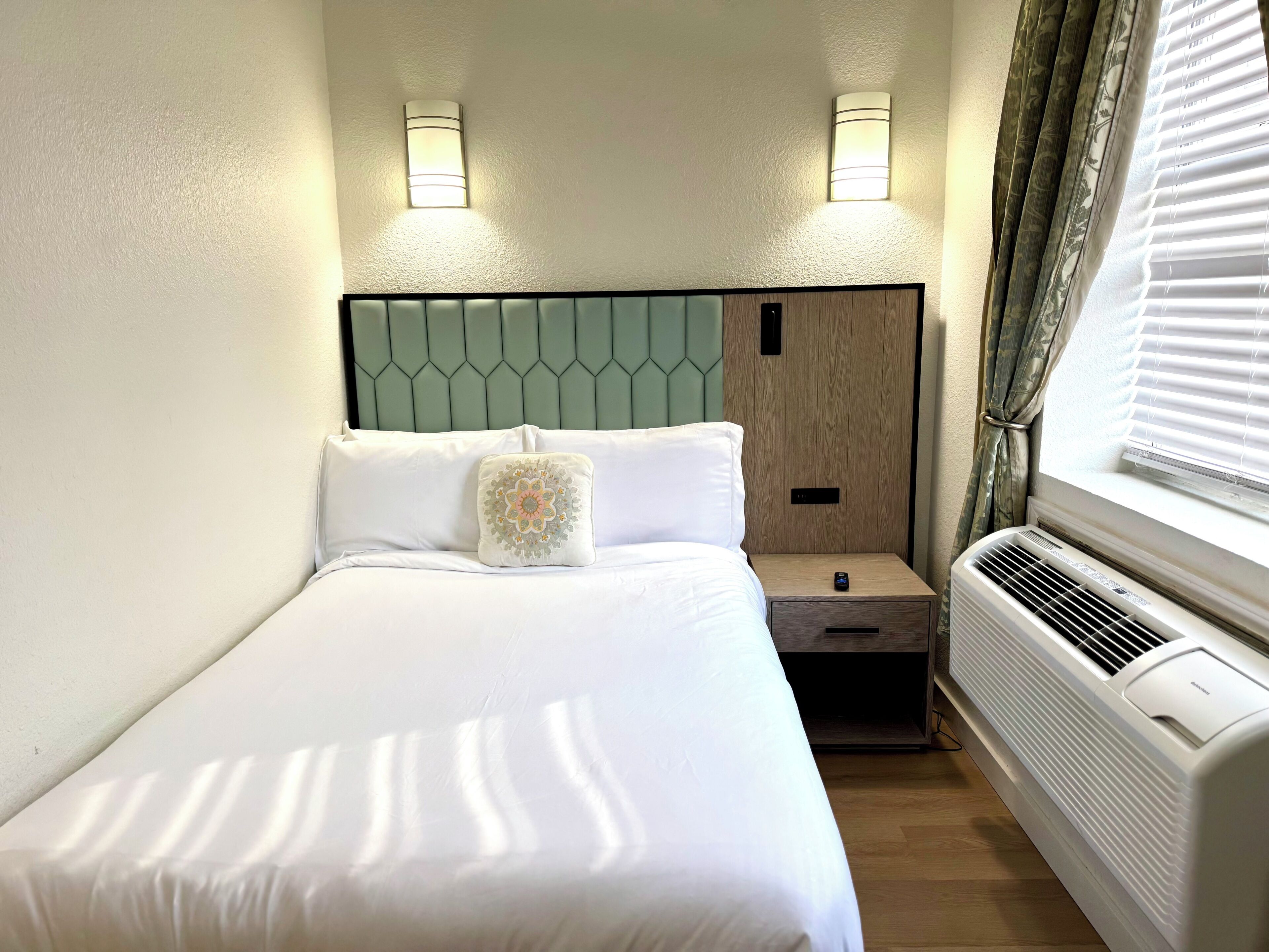 Essential Room | 1 bedroom, premium bedding, in-room safe, soundproofing