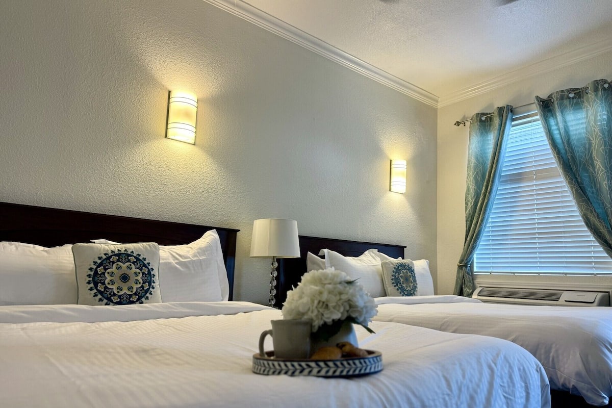 Habitación doble estándar, 2 camas Queen size, para no fumadores | 1 habitación y ropa de cama de alta calidad