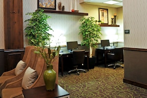 Business center - Best Western Plus Layton Park Hotel (Layton)