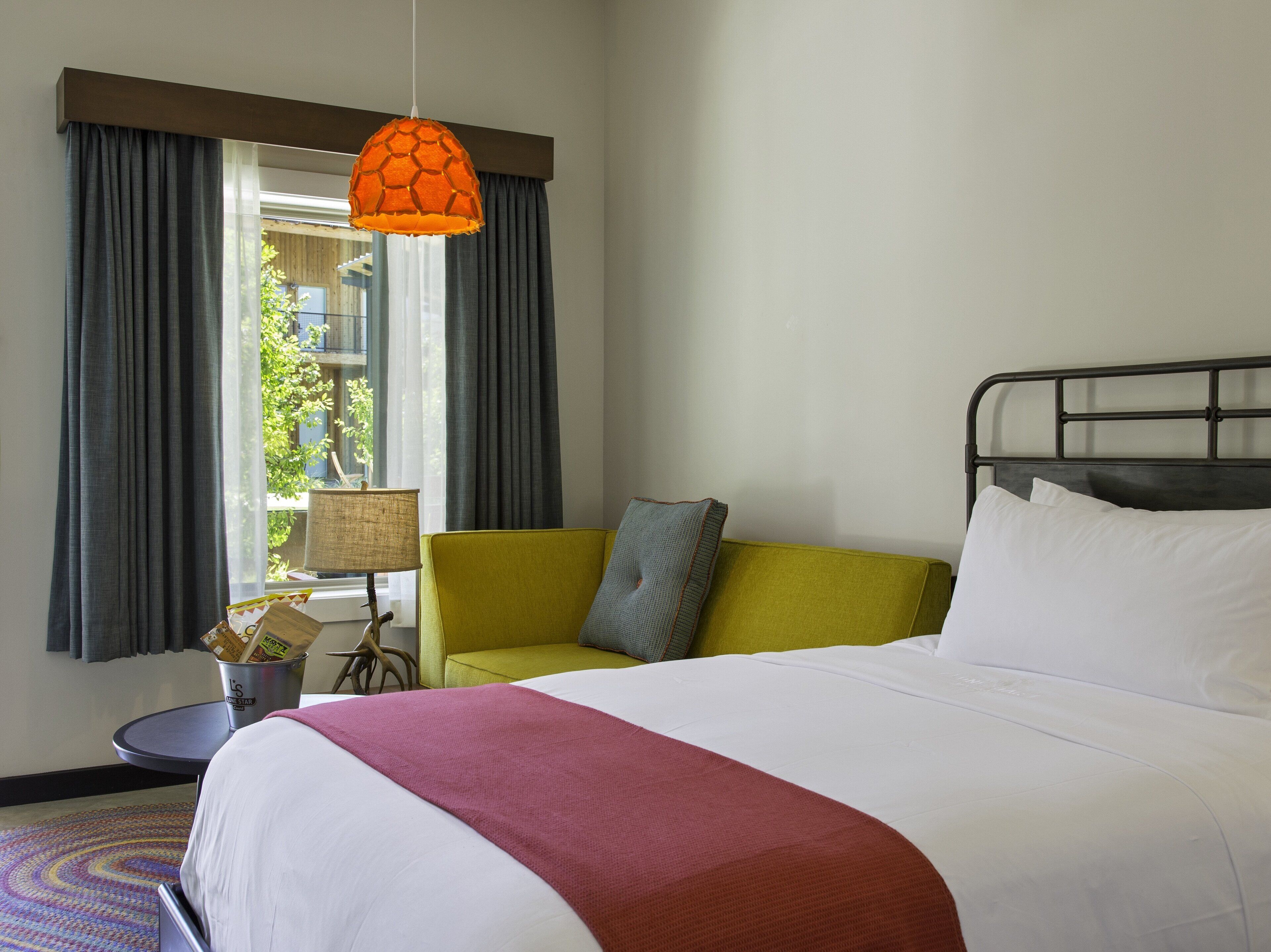 egyptian cotton sheets, premium bedding, down duvets, pillow-top beds