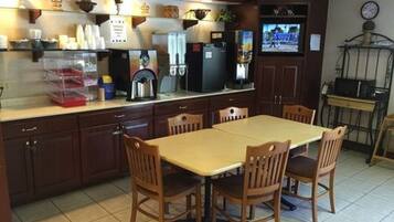 Sudah termasuk sarapan ala kontinental setiap hari