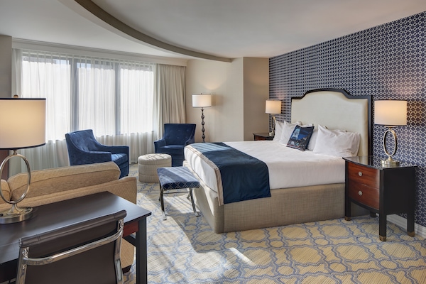 1 bedroom, premium bedding, in-room safe, desk