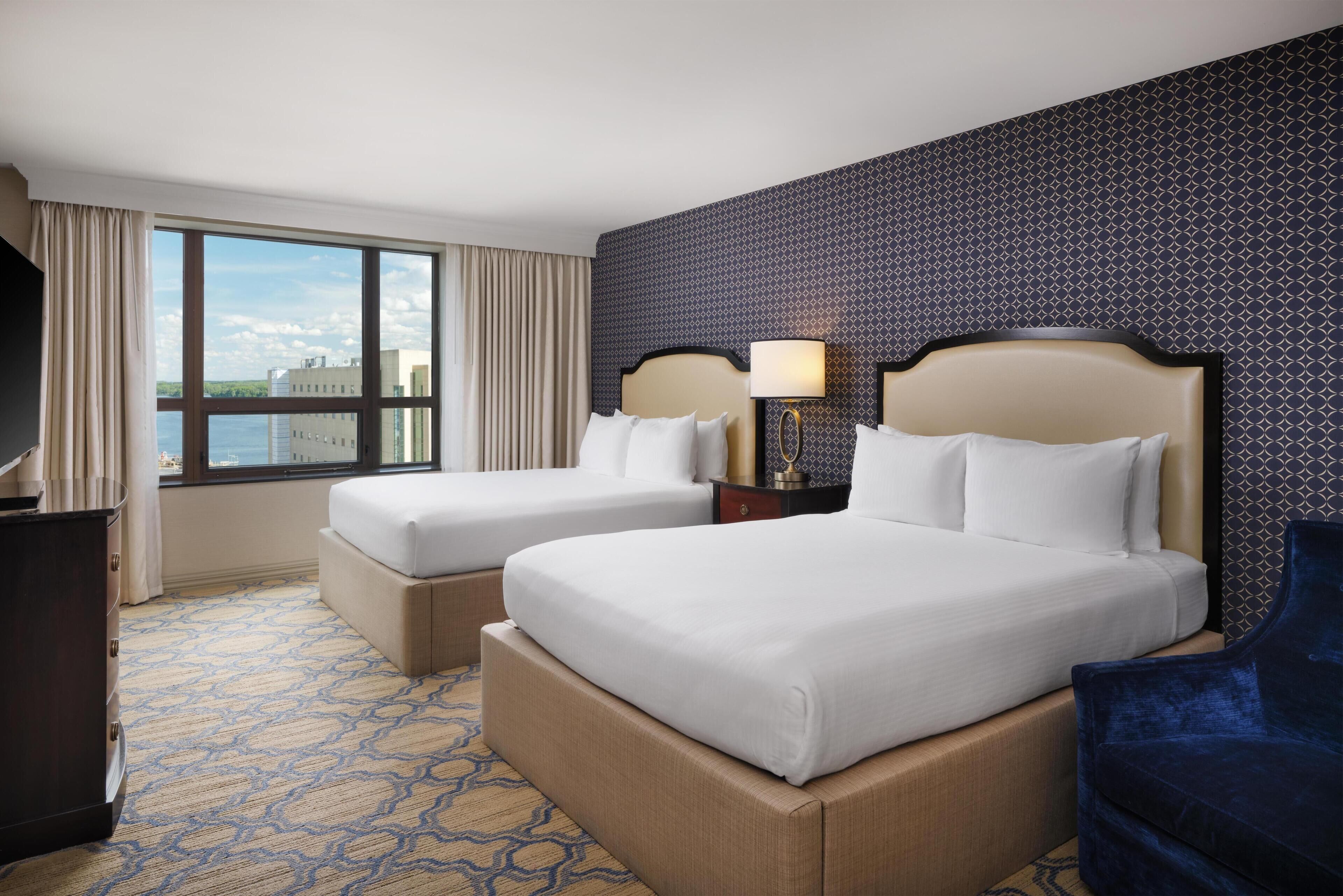 1 bedroom, premium bedding, in-room safe, desk