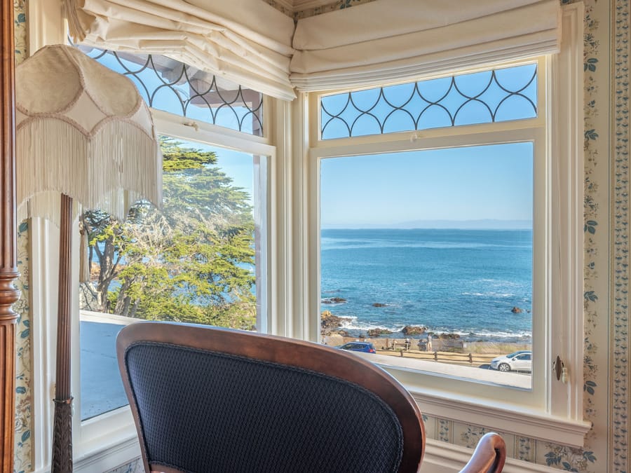 The Parke (2 Guests MAX - All Ages Included) | Biancheria da letto di alta qualità, materassi a doppio strato