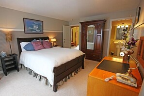 Deluxe Room | Soundproofing, free WiFi, bed sheets - Buffaloberry B&B (Banff)