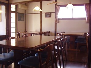 Japanese cuisine - Yufuin Country Road Youth Hostel (Yufu)