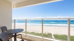 2 bedroom ocean view E | Beach/ocean view