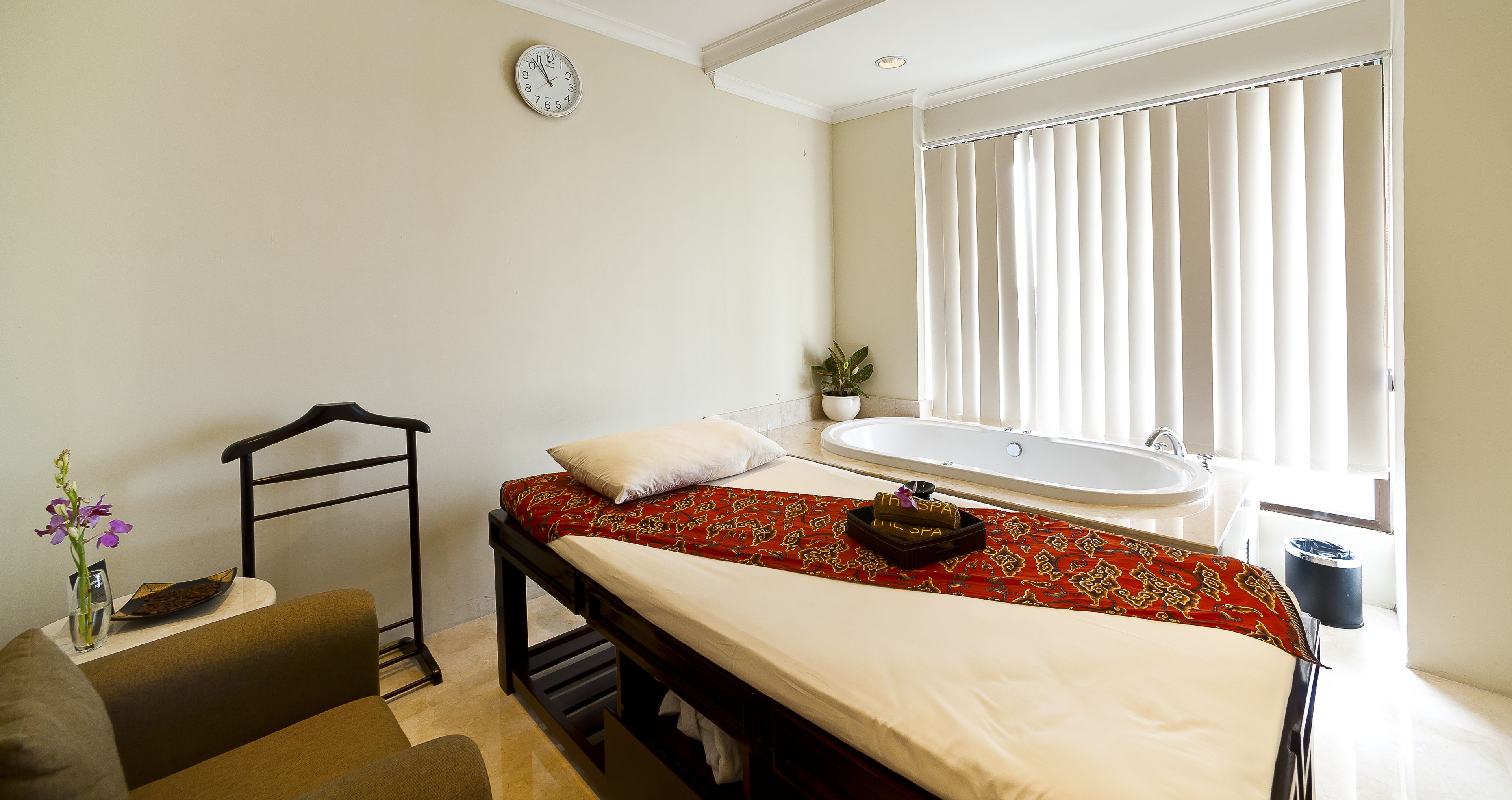 Foto - Royal Kuningan