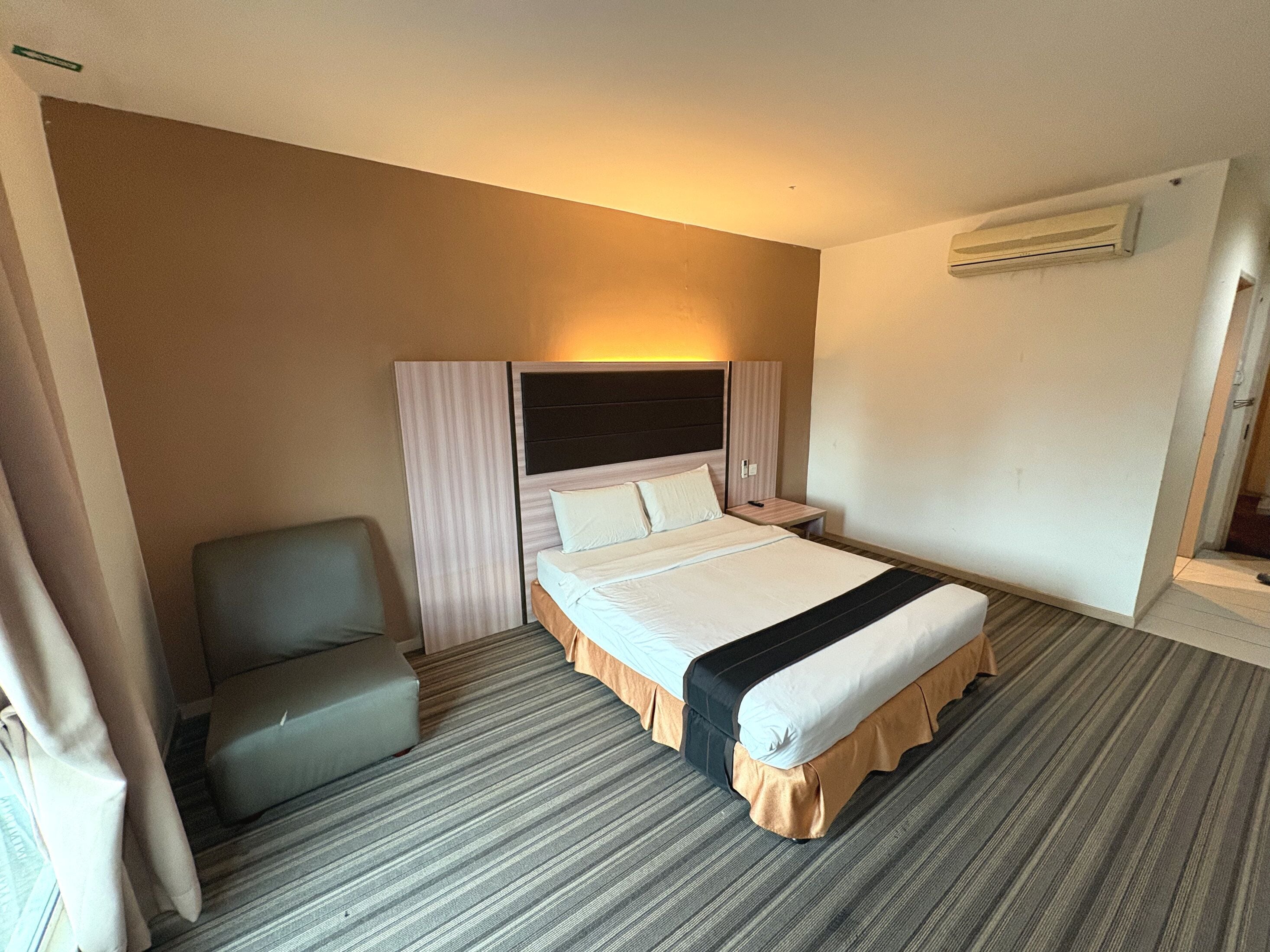 Photo - Palette Kota Kinabalu Near by Imago Shopping Mall Formerly Zara's Boutique Hotel