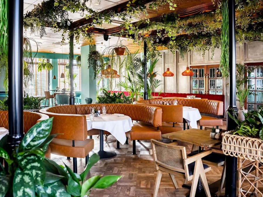 Breakfast, lunch, dinner served; local cuisine