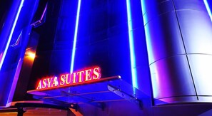 Façade de l’hébergement - soirée/nuit