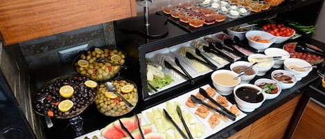 Daily buffet breakfast (EUR 8 per person)