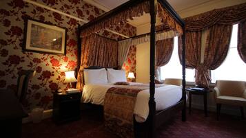 Camera Standard, 1 letto matrimoniale, non fumatori (Canopy Bed) | Una scrivania, tende oscuranti, ferro/asse da stiro, Wi-Fi gratuito