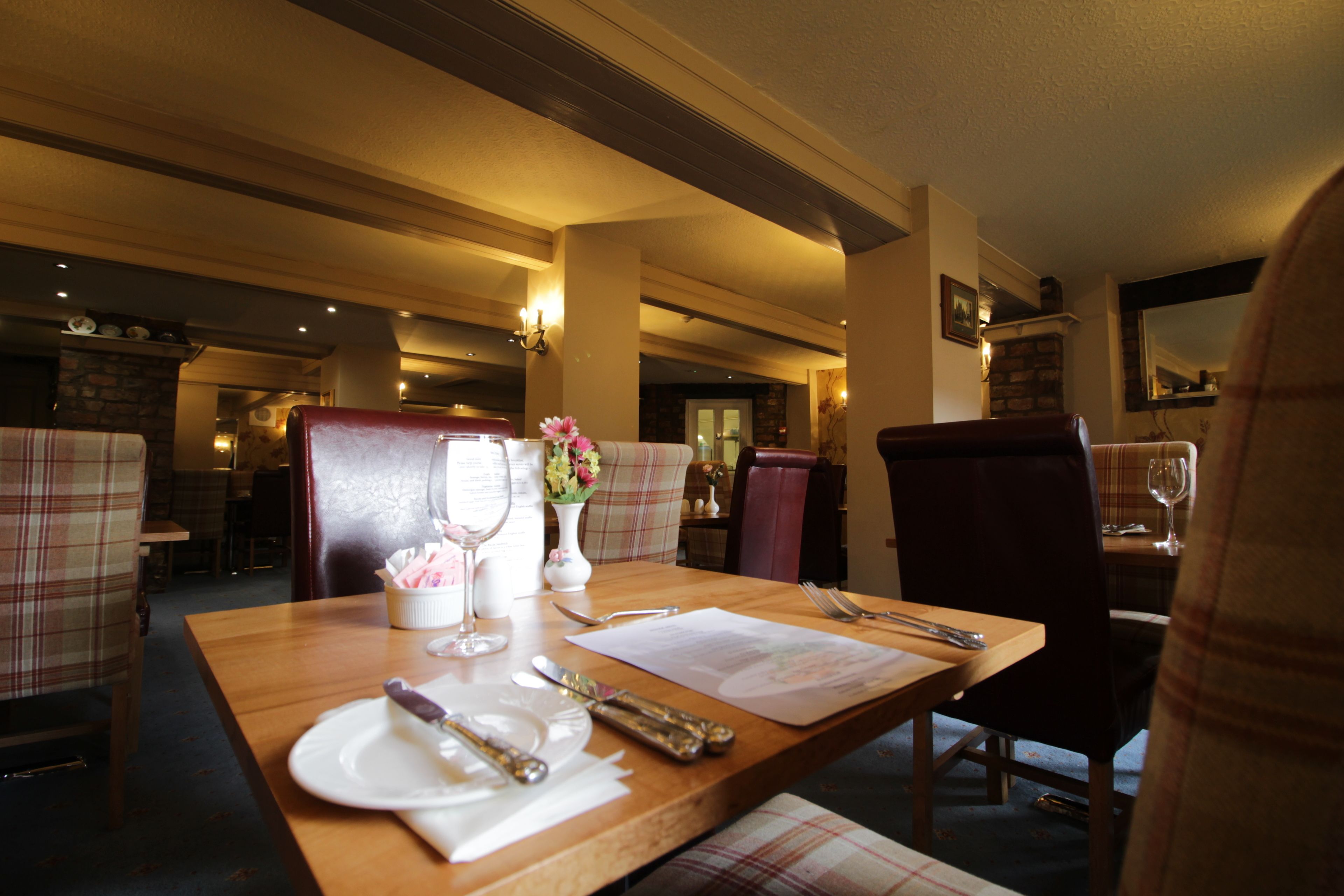 daily full breakfast (gbp 15.00 per person)