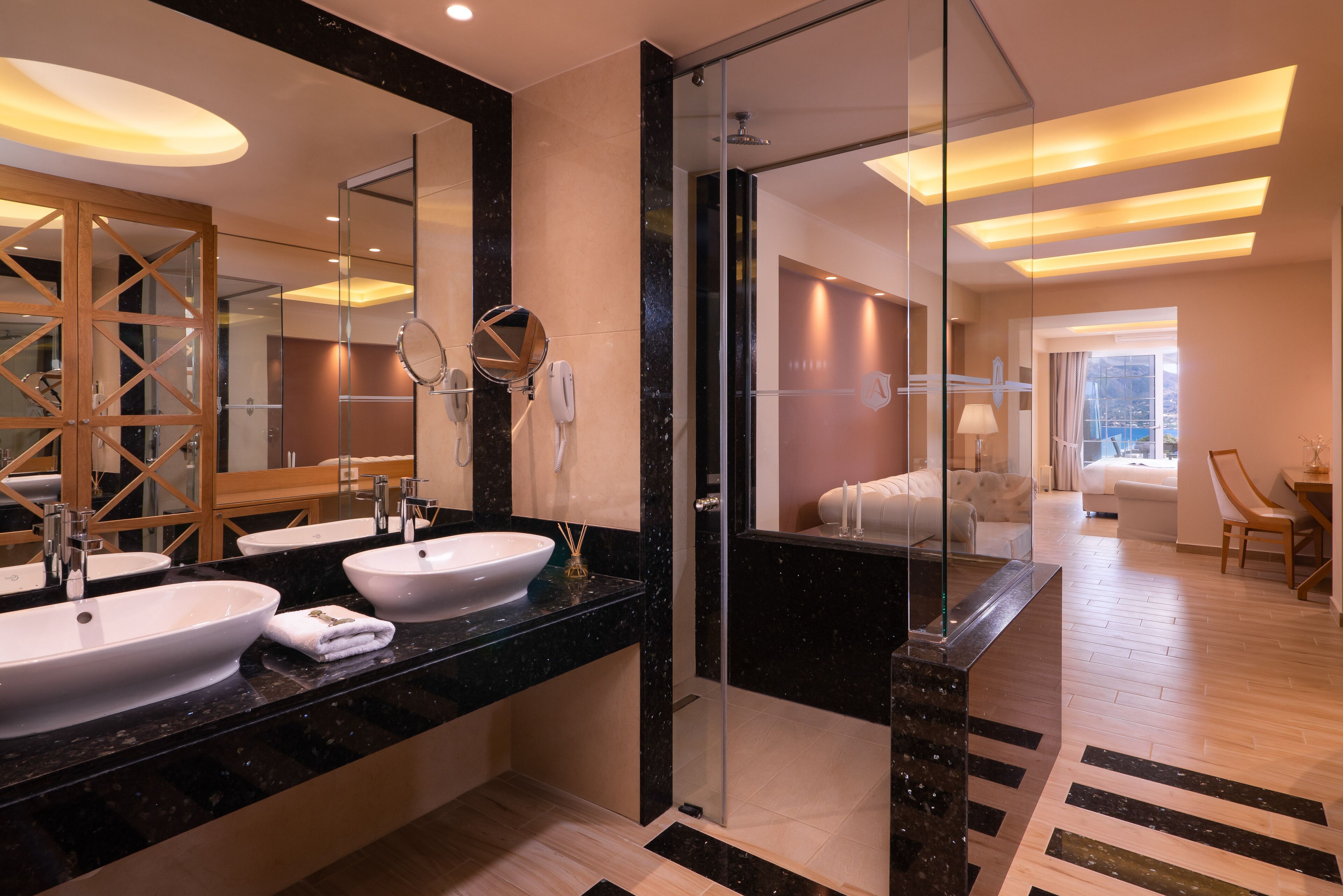 Photo - Avalon Palace Hotel