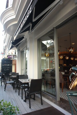 Café - Hotel Le Mirage (Istanbul)