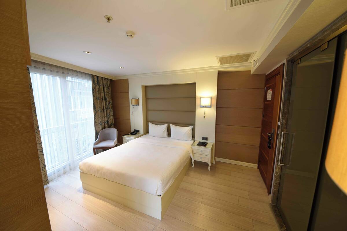 Minibar, in-room safe, soundproofing, iron/ironing board (on request)