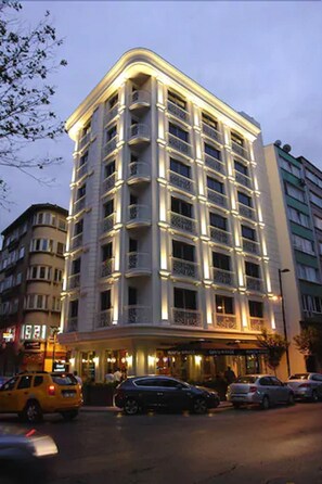 Exterior - Hotel Le Mirage (Istanbul)