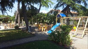 Children’s play area – outdoor - Hotel Tiziana (Montepulciano)